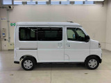 軽自動車、小型車を中心に常時300台展示車を御用意させて頂いております