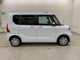 軽自動車、小型車を中心に常時300台展示車を御用意させて頂いております