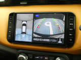 空の上から見下ろすように車の全周囲が表示されるアラウンドビューモニター☆駐車が得意になるとお出掛けも楽しくなります♪