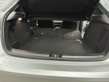 広いスペースが確保されておりますので、ゴルフバッグなどの大きなお荷物も積載可能です!実際にお試しになられたいお客様は、お気軽にスタッフまでお問い合わせ下さい。