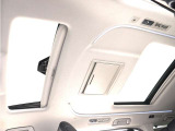アルファード 2.5 S Cパッケージ (禁煙車)(サンルーフ)(3眼LEDヘッドライト)
