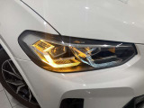 また、BMW正規認定中古車は、エマージェンシーサービスが自動付帯。24時間365日、皆様のカーライフをサポート致します。確かな安心のうえで、「駆けぬける歓び」をご堪能ください。