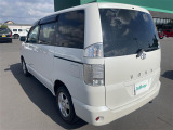 ヴォクシー  4WD 修復歴無し