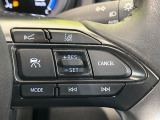 【レーダークルーズコントロール】高速道路での長距離走行が楽に!!自動で速度を保つクルーズコントロールが、衝突軽減システムと連携し、前方の車両を感知して車間を保つように速度調節してくれます!!