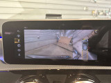 バックカメラにより駐車時の後方確認も楽にできます。