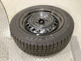 当社にてデモ走行時に装着していたワンシーズン使用の中古スタットレスタイヤ+ホイール4本セットを用意致しました。(2024年製、タイヤ+ホイールは現状渡し、保証対象外です)
