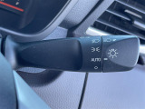 【 オートライト 】オートライトなのでライトの点け忘れを気にすることなく運転が出来ます♪//