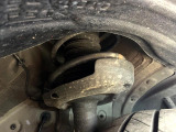 お車を安心してお乗りいただく為には、足回りの定期点検が欠かせません。サービスサポート(有償保証)では無料点検もご提供しており、安心のカーライフをお過ごしいただけるサポート体制が整っています。