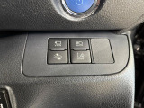 【衝突軽減システム】走行中に前方の車両等を認識し、衝突しそうな時は警報とブレーキで衝突回避と被害軽減をアシスト。より安全にドライブをお楽しみいただけます。