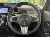 インテリアに合わせたデザインのステアリングは、運転される方のことも考え、運転しやすい形状、大きさです。是非一度、実際に触ってお確かめください。