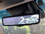 【デジタルインナーミラー】後席の大きな荷物や同乗者で後方が確認しづらい時でも安心!カメラが撮影した車両後方の映像をルームミラー内に表示。クリアな視界で状況の確認が可能です!