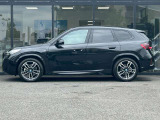 また、BMW正規認定中古車は、エマージェンシーサービスが自動付帯。24時間365日、皆様のカーライフをサポート致します。確かな安心のうえで、「駆けぬける歓び」をご堪能ください。