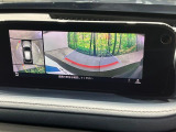 【360&deg;ビューモニター】専用のカメラにより、上から見下ろしたような視点で360度クルマの周囲を確認することができます☆死角部分も確認しやすく、狭い場所での切り返しや駐車もスムーズに行えます。