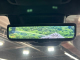 【デジタルインナーミラー】後席の大きな荷物や同乗者で後方が確認しづらい時でも安心!カメラが撮影した車両後方の映像をルームミラー内に表示。クリアな視界で状況の確認が可能です!
