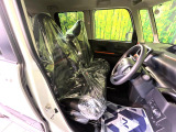 運転席シート廻りは使用感も少なく、良好な状態となっています。丁寧に使われていたことがよくわかりますね。
