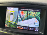 【アラウンドビューモニター】専用のカメラにより、上から見下ろしたような視点で360度クルマの周囲を確認することができます☆縦列駐車や幅寄せ時に活躍してくれます♪