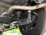 お車を安心してお乗りいただく為には、足回りの定期点検が欠かせません。サービスサポート(有償保証)では無料点検もご提供しており、安心のカーライフをお過ごしいただけるサポート体制が整っています。