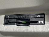 【ETC】高速道路の料金所をストレスなく通過!話題のスポットやサービスエリアに多い「スマートIC」利用時は必須のアイテムです。当店でセットアップを実施、ご納車当日からすぐにご利用いただけます!