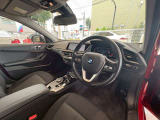 また、BMW正規認定中古車は、エマージェンシーサービスが自動付帯。24時間365日、皆様のカーライフをサポート致します。確かな安心のうえで、「駆けぬける歓び」をご堪能ください。