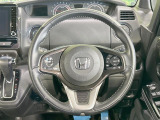 【純正革巻きステアリング】上質な革を使用することで、手にしっかり馴染みとても運転しやすいハンドルです♪