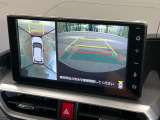 【パノラミックビューモニター】専用のカメラにより、上から見下ろしたような視点で360度クルマの周囲を確認することができます☆死角部分も確認しやすく、狭い場所での切り返しや駐車もスムーズに行えます。