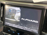 【純正10型ナビ】人気の純正ナビを装備。オーディオ機能も充実しており、Bluetooth接続すればお持ちのスマホやMP3プレイヤーの音楽を再生可能!毎日の運転がさらに楽しくなります!!