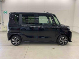 軽自動車、小型車を中心に常時300台展示車を御用意させて頂いております