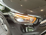 納車前整備も大きなポイントです。メルセデス・ベンツの定める厳しい基準をクリアしたお車のみご案内しております。さらにご安心して頂けるように納車整備はメーカー規定に基づき自社工場にて入念に行っております。