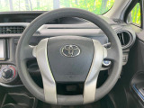 インテリアに合わせたデザインのステアリングは、運転される方のことも考え、運転しやすい形状、大きさです。是非一度、実際に触ってお確かめください。