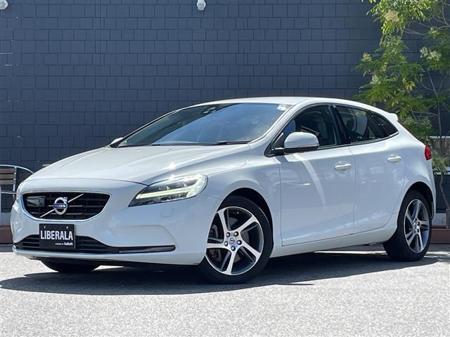 ボルボ V40 