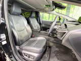 運転席シート廻りは使用感も少なく、良好な状態となっています。丁寧に使われていたことがよくわかりますね。