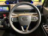 【純正革巻きステアリング】上質な革を使用することで、手にしっかり馴染みとても運転しやすいハンドルです♪