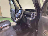 納車前にはプロのメカニックが点検、整備を行いますので安心してお乗り頂けます!!