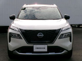 衝突軽減ブレーキ、車線逸脱警報、フロント&バックソナー、踏み間違い防止アシスト。安全装備充実。