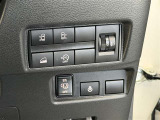 【パワースライドドア】電動のスライドドアの操作スイッチです こちらのスイッチを操作することで開閉はもちろん、電動のON/OFFも切り替えることが出来ます