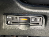 【ETC】高速道路の料金所をストレスなく通過!話題のスポットやサービスエリアに多い「スマートIC」利用時は必須のアイテムです。当店でセットアップを実施、ご納車当日からすぐにご利用いただけます!