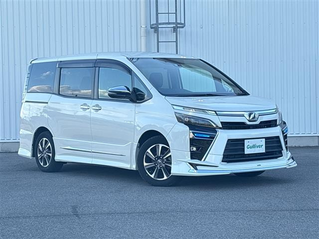 ヴォクシー 2.0 ZS 煌 修復歴無し