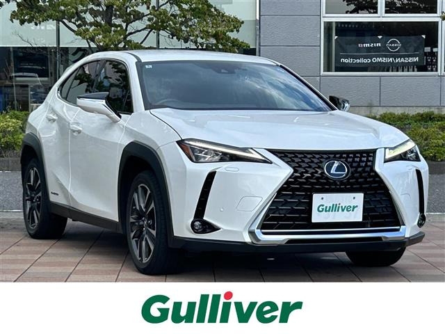 UX 250h バージョンL 4WD 本革シート
