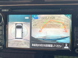 【アラウンドビューモニター】専用のカメラにより、上から見下ろしたような視点で360度クルマの周囲を確認することができます☆死角部分も確認しやすく、狭い場所での切り返しや駐車もスムーズに行えます。