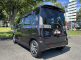 リア5面プライバシーガラ☆車内のプライバシーを保ち、夏場では車内の温度上昇を抑える効果も期待できますね☆