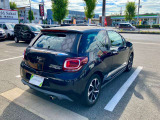 コーナーセンサー付きですので駐車も安心です。