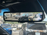 店舗にて現車の確認もいただけますので、お電話で在庫のご確認の上是非ご来店くださいませ。
