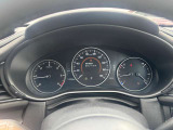 走行距離も少なく、しっかりと安心して乗ってもらえる車です。