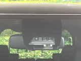 【トヨタセーフティセンス】走行中に前方の車両等を認識し、衝突しそうな時は警報とブレーキで衝突回避と被害軽減をアシスト。より安全にドライブをお楽しみいただけます。