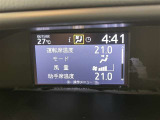 左右独立温度コントロールフルオートエアコンです。運転席、助手席それぞれで独立して温度設定ができます。冷え性の方が乗っても安心ですね♪