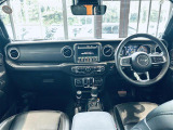 ラングラー アンリミテッド サハラ 4WD 本革シート