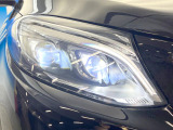 ●LEDヘッドライト:夜間走行時も良好な視界を確保し安心して運転できる高輝度LEDヘッドライトを装備!点灯速度が早く、消費電力も抑えられています。