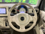 インテリアに合わせたデザインのステアリングは、運転される方のことも考え、運転しやすい形状、大きさです。是非一度、実際に触ってお確かめください。