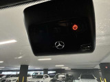 メルセデス・ベンツの定める厳しい基準をクリアしたお車のみをご案内させて頂きます。納車前整備はメーカー規定に基づき100項目以上にも及ぶ点検を熟練のメカニックによって行いご納車させて頂きます。
