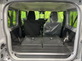 普段のお買い物や通勤、送迎等に十分な荷室スペースを確保しております。セカンドシートを倒すと、大きな荷物の積載も可能です♪